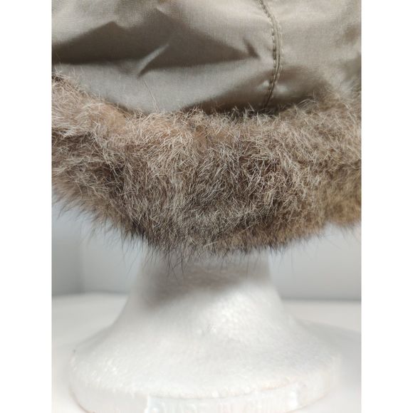 Vintage Echos de Paris Rabbit Fur And Gold Fabric Hat 21\